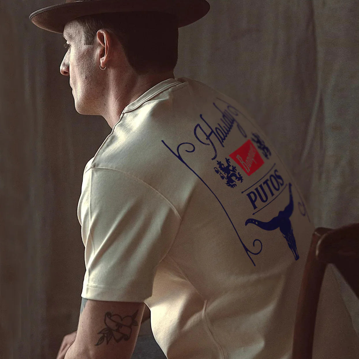 How to Nail the Modern Western Style with Just a T-Shirt